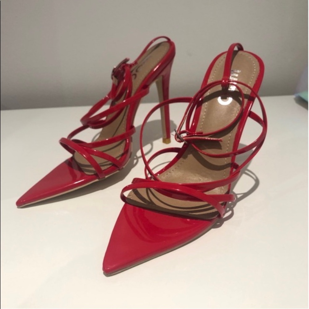 Kaia red pointed high heel